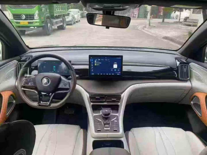 广州22年比亚迪宋4