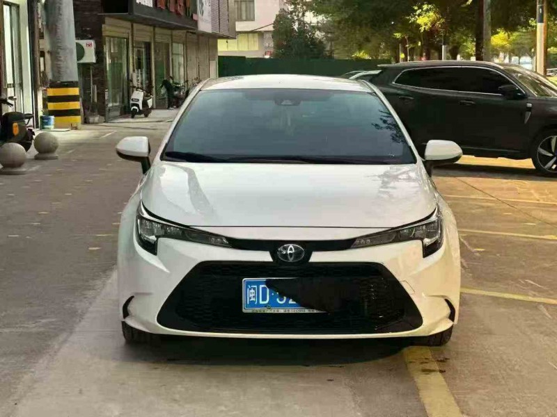 南平23年丰田雷凌1