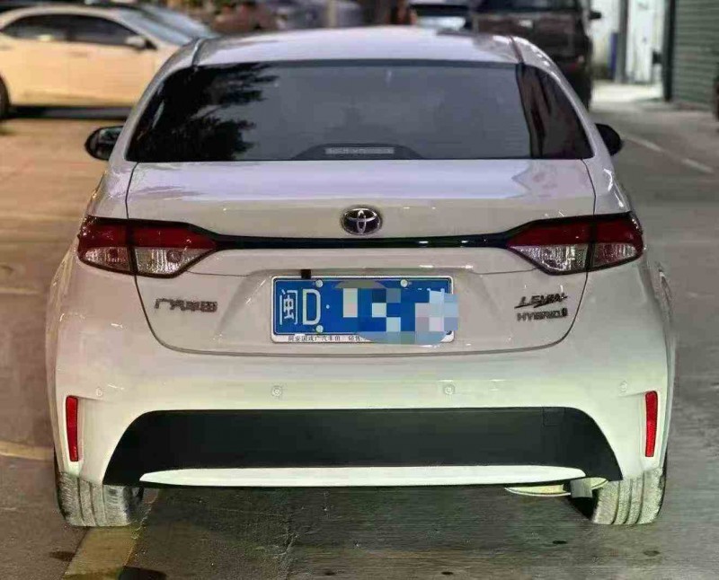 南平23年丰田雷凌9