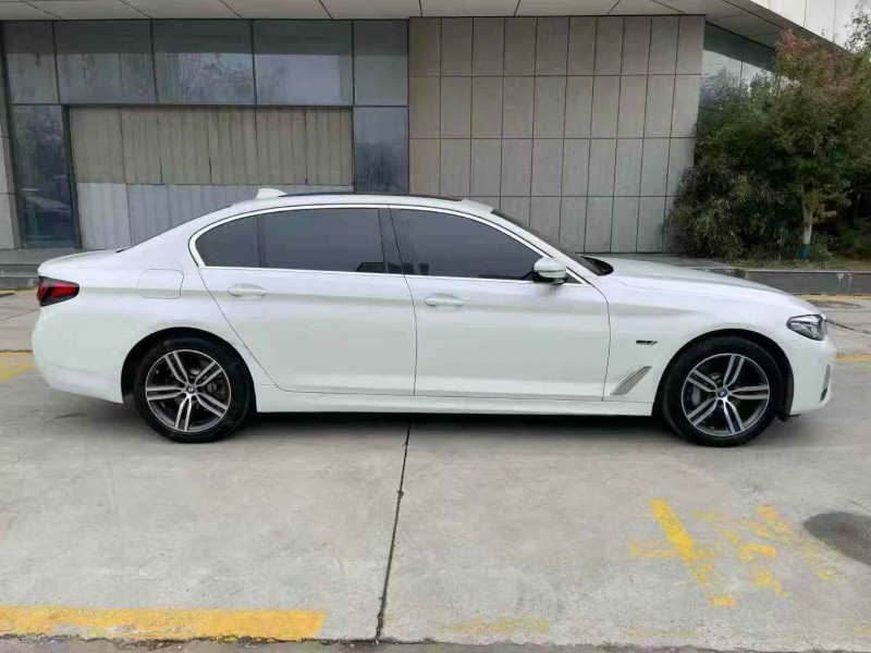 济宁22年宝马5系7