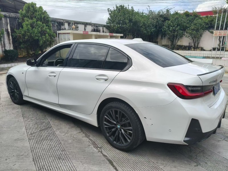 昆明24年宝马3系7