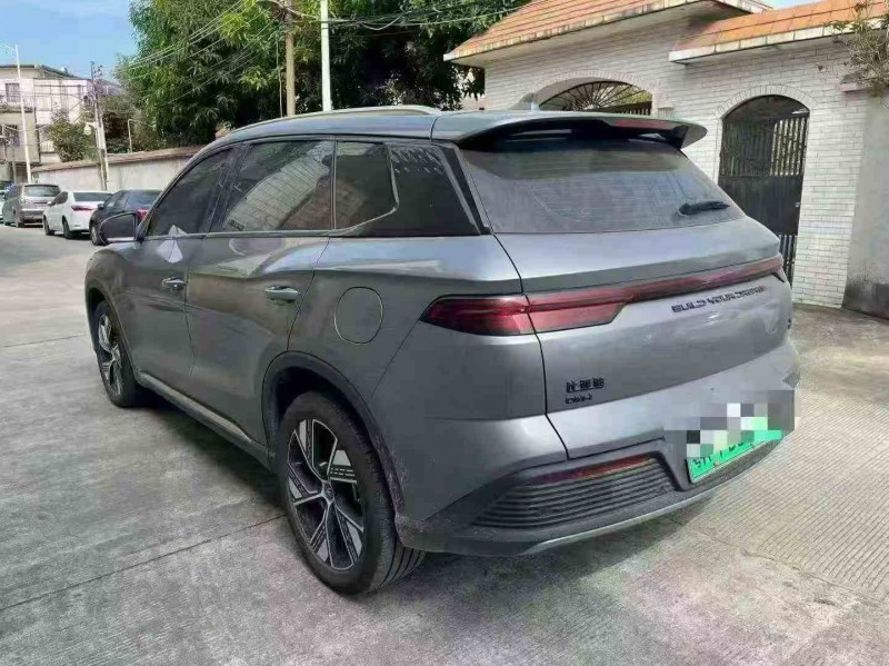 深圳24年比亚迪宋8