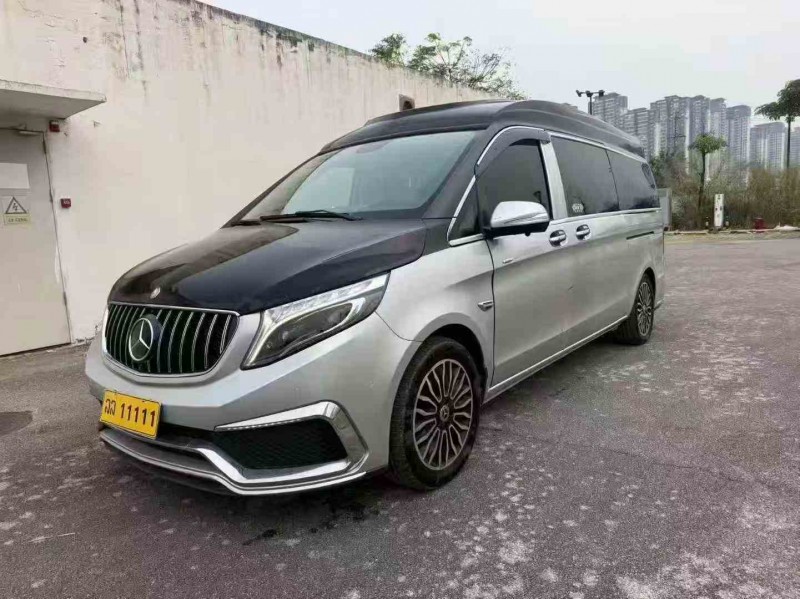 防城港20年奔驰威霆2