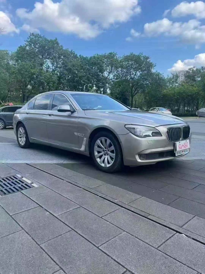 佛山12年宝马7系2