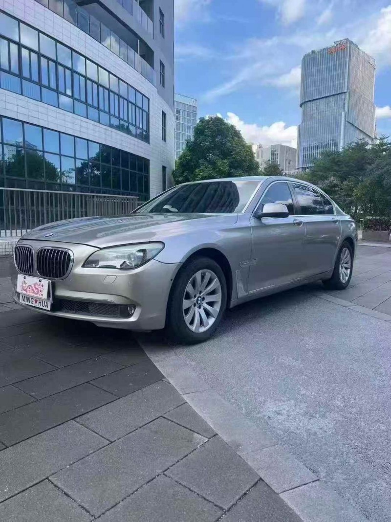 佛山12年宝马7系3