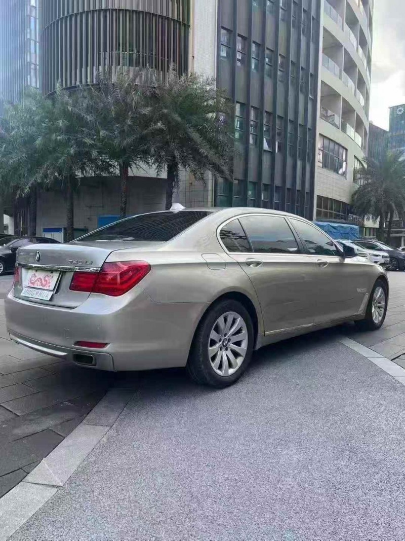 佛山12年宝马7系5