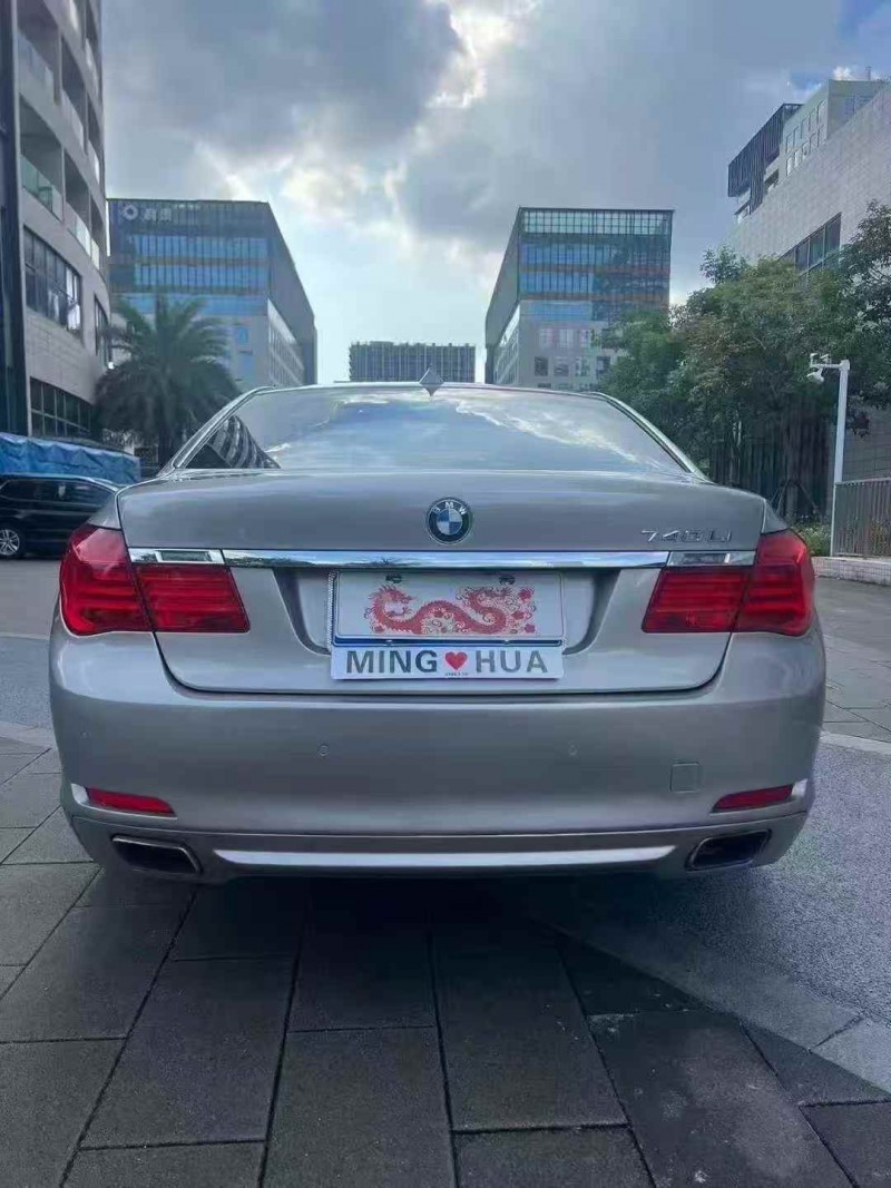 佛山12年宝马7系9