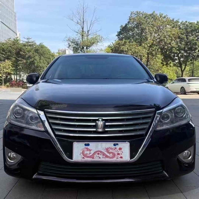 佛山15年丰田皇冠1