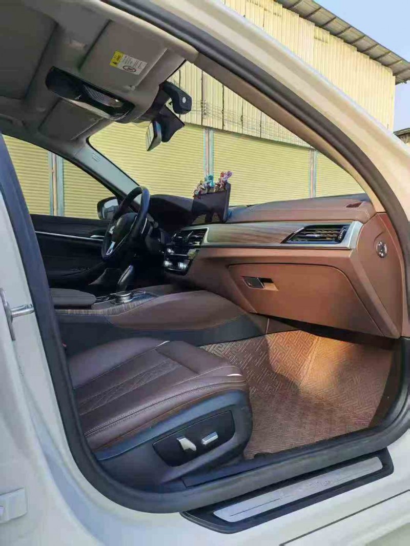 北海20年宝马5系3