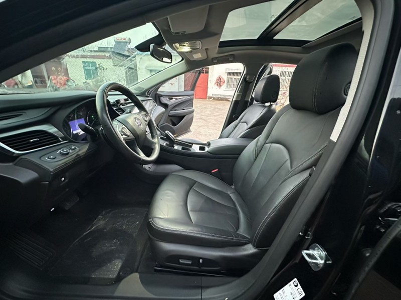 徐州22年别克君越5