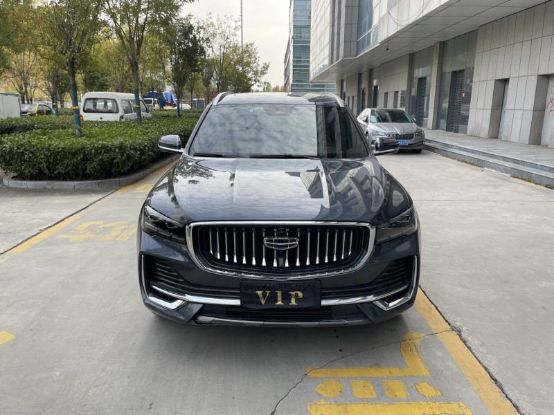 济宁24年吉利星越1