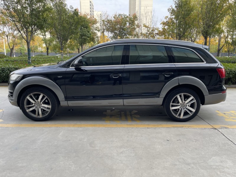 济宁15年奥迪Q75