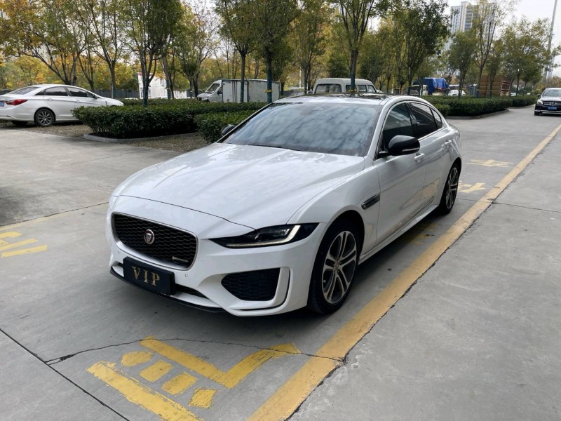 济宁22年捷豹XEL2