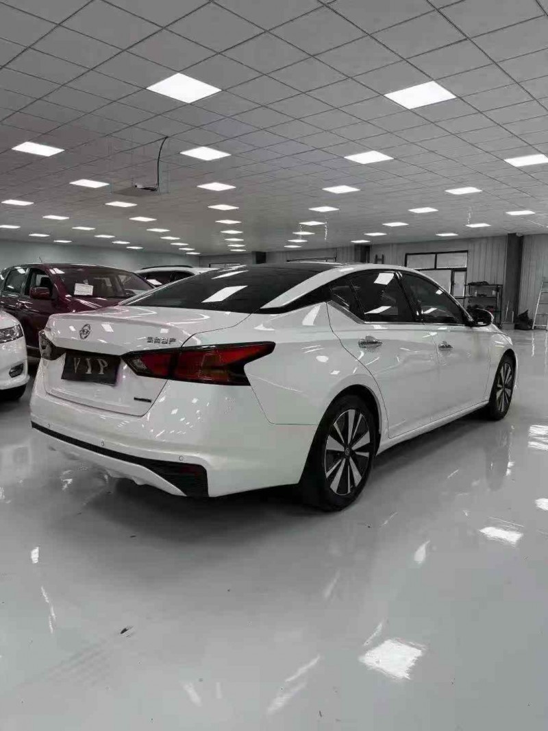 廊坊21年日产天籁3