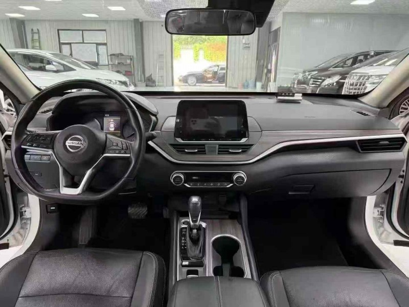 廊坊21年日产天籁9