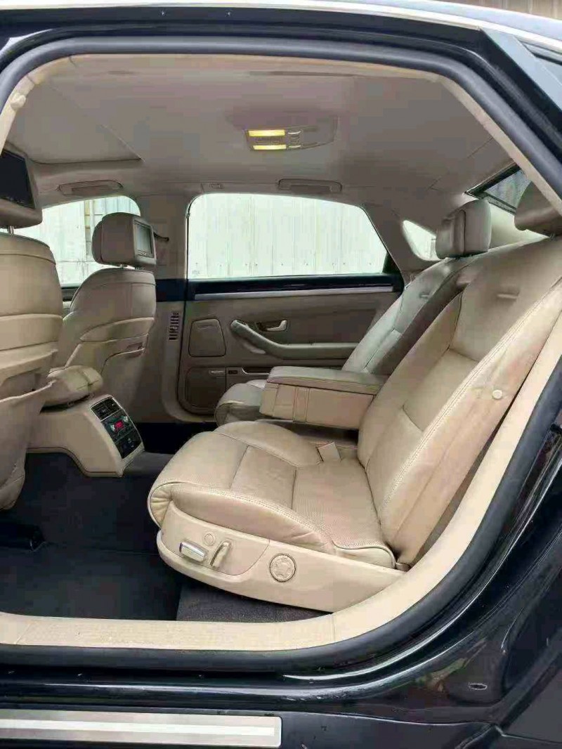 福州08年奥迪A8L6