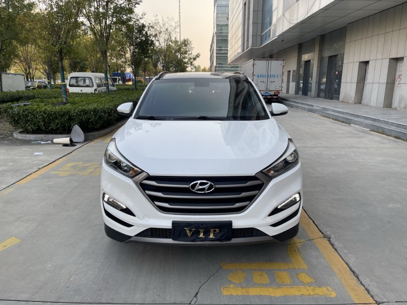 济宁17年现代途胜1