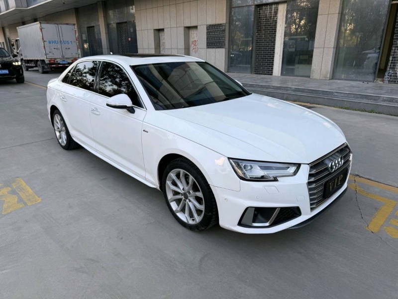 济宁19年奥迪A4L2