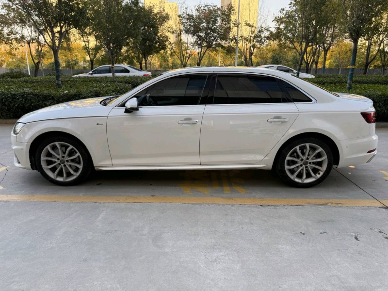 济宁19年奥迪A4L4