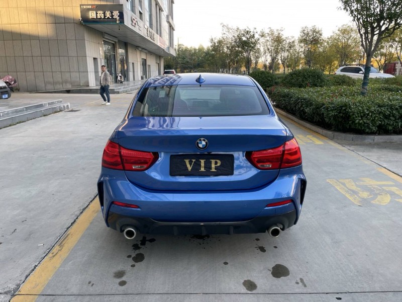 济宁19年宝马1系9