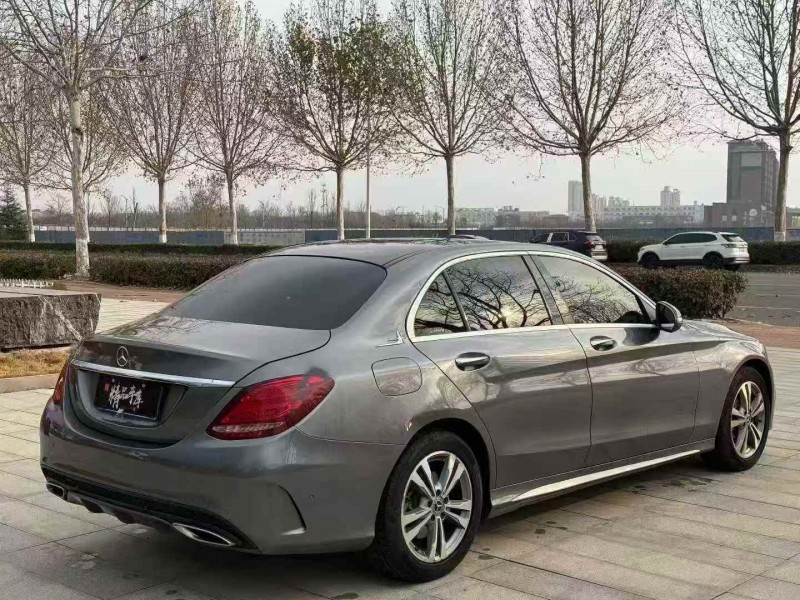 枣庄18年奔驰C8
