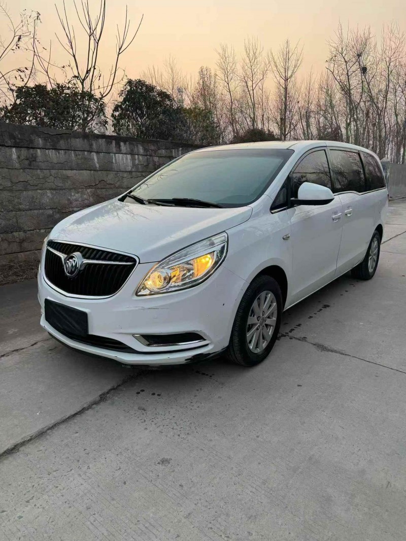 淮南19年别克GL82