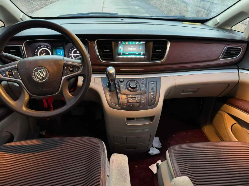 淮南19年别克GL85