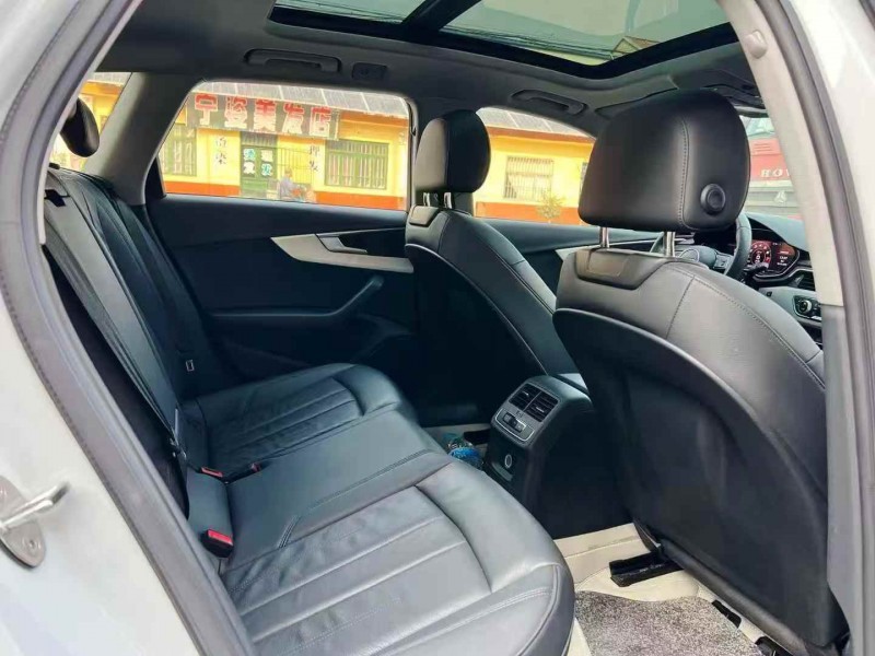 济宁19年奥迪A4L5