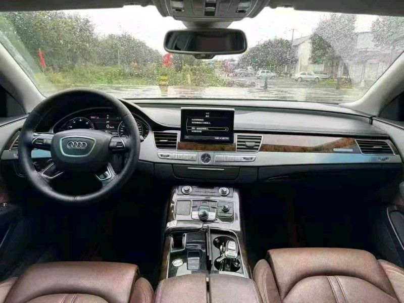 烟台15年奥迪A8L3