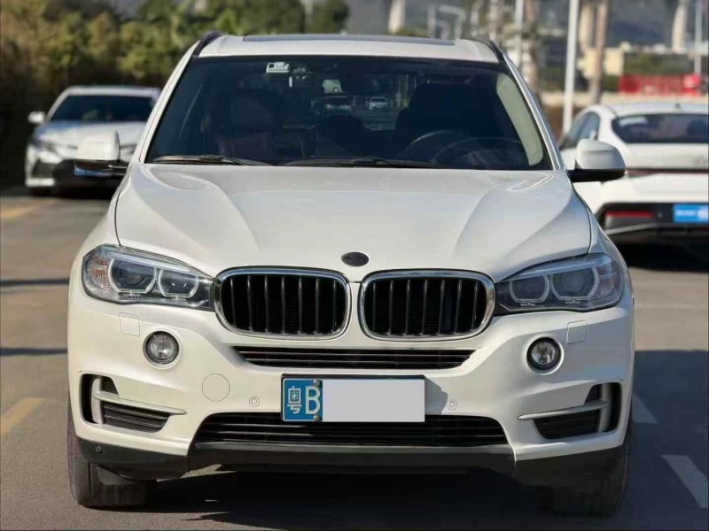 广州16年宝马X51