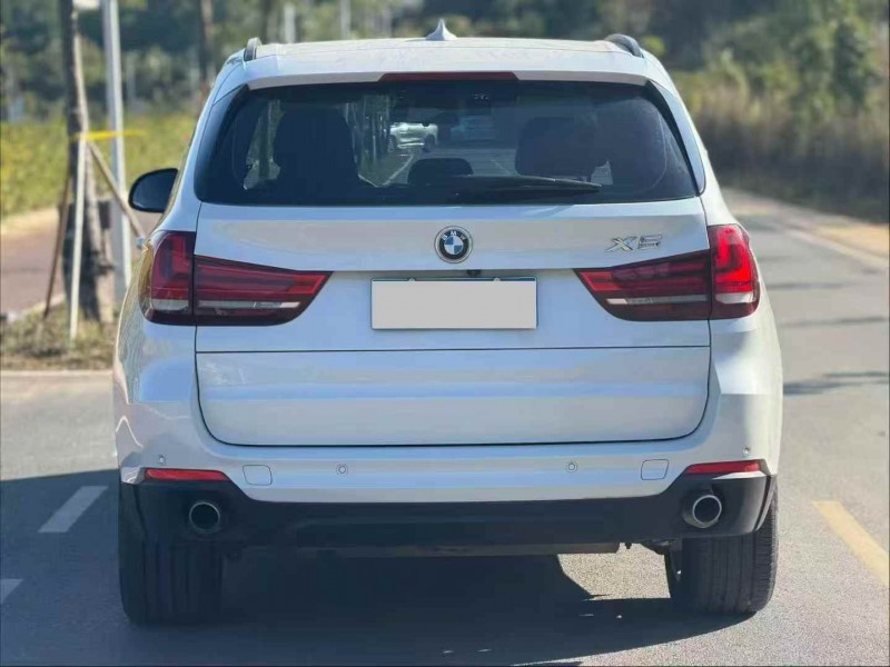 广州16年宝马X59