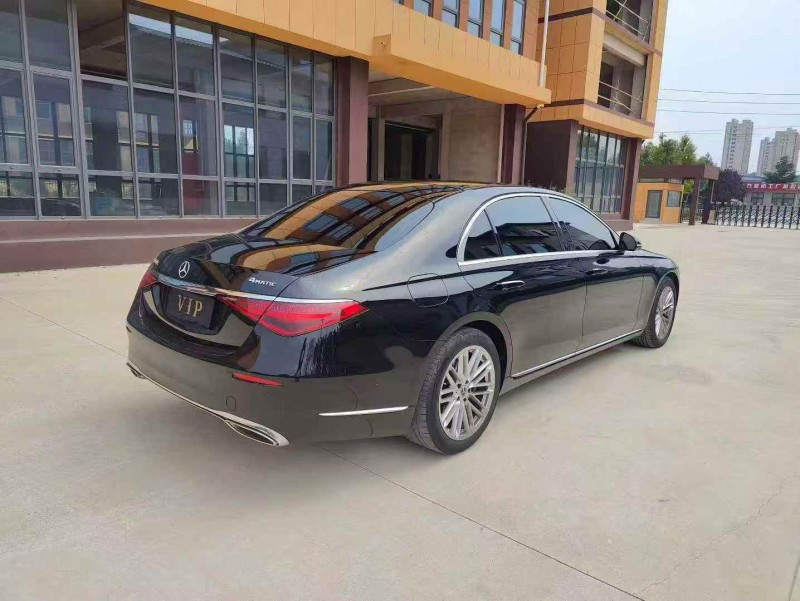 济宁22年奔驰S7