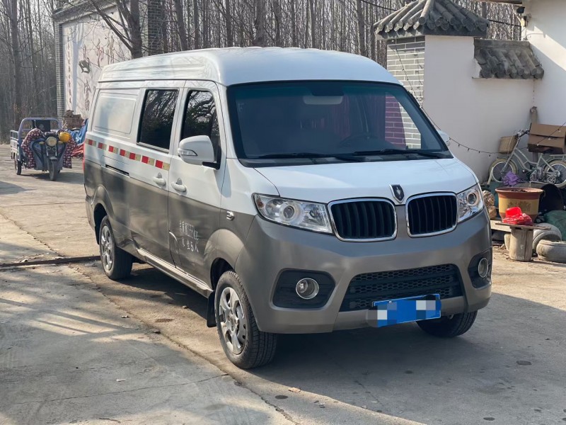 济宁19年华晨海狮3