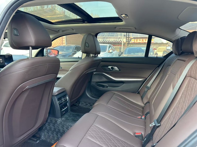 淄博23年宝马3系5