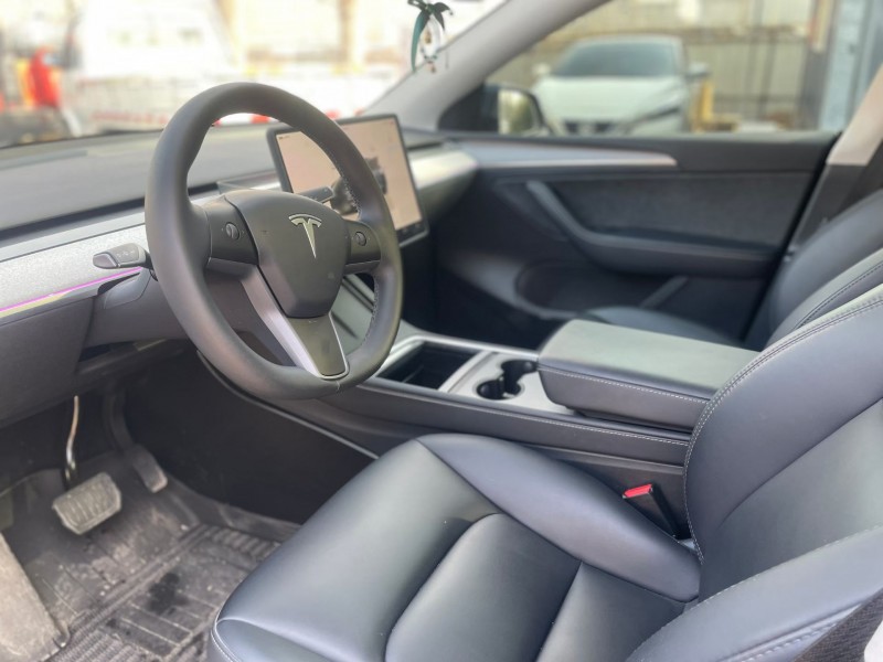 济宁24年特斯拉MODEL Y4