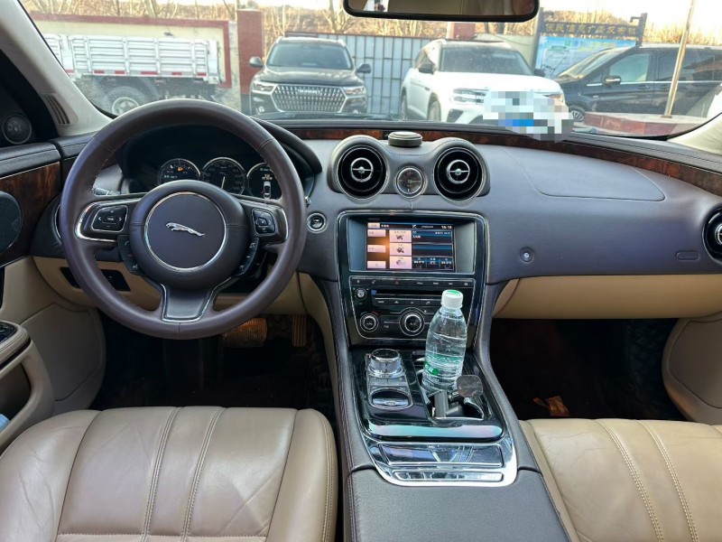 淄博13年捷豹XJ6