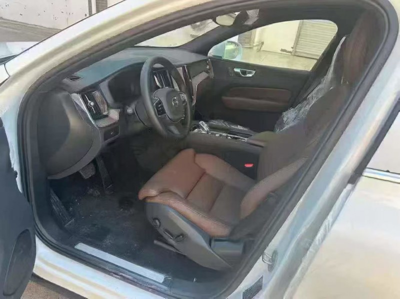 菏泽25年沃尔沃XC605