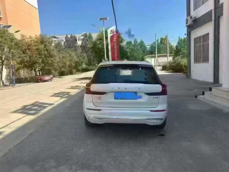 菏泽25年沃尔沃XC609