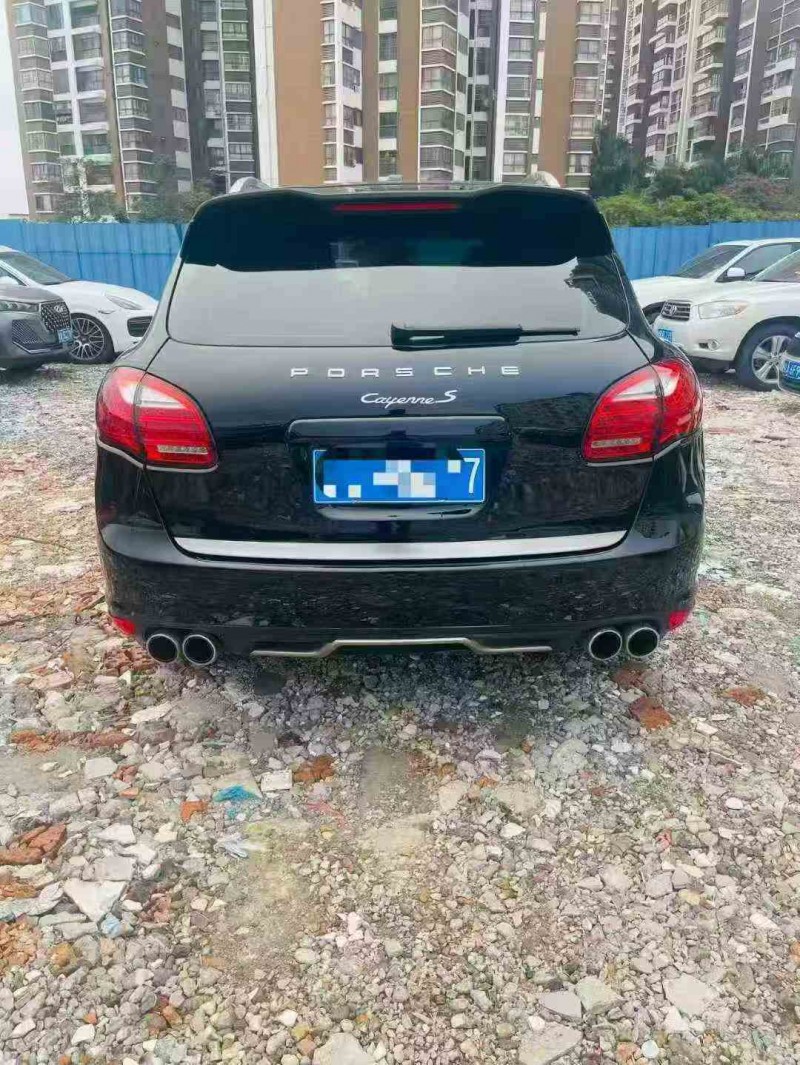 北海11年保时捷卡宴9