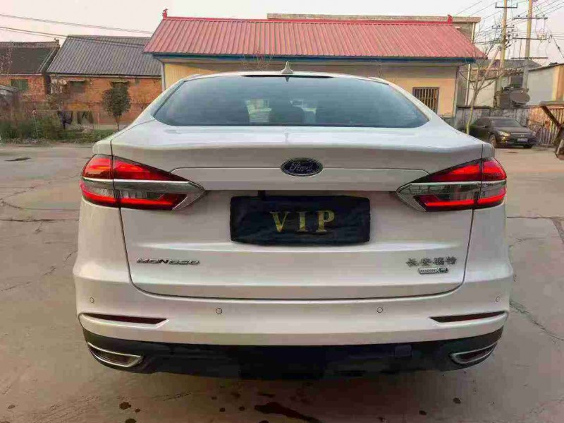 焦作19年福特蒙迪欧9