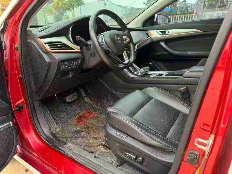 焦作19年长安汽车逸动新能源4