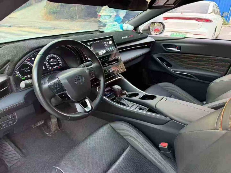 梧州24年丰田亚洲龙5