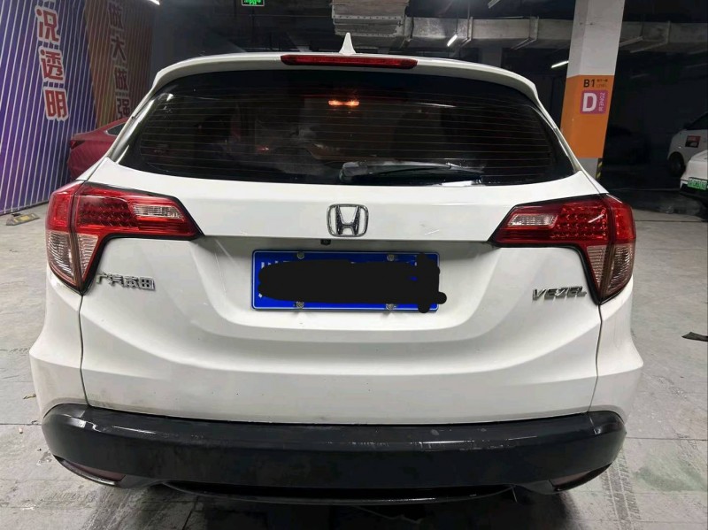 成都16年本田缤智2