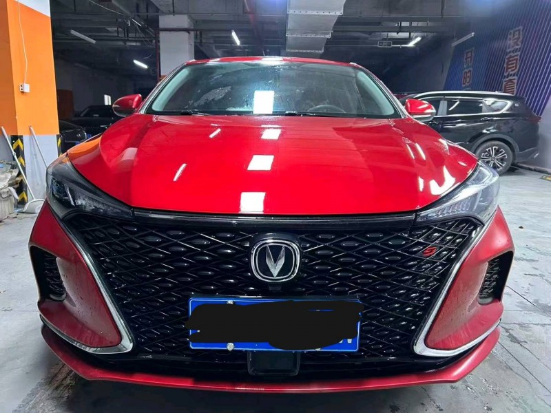 成都20年长安汽车逸动1