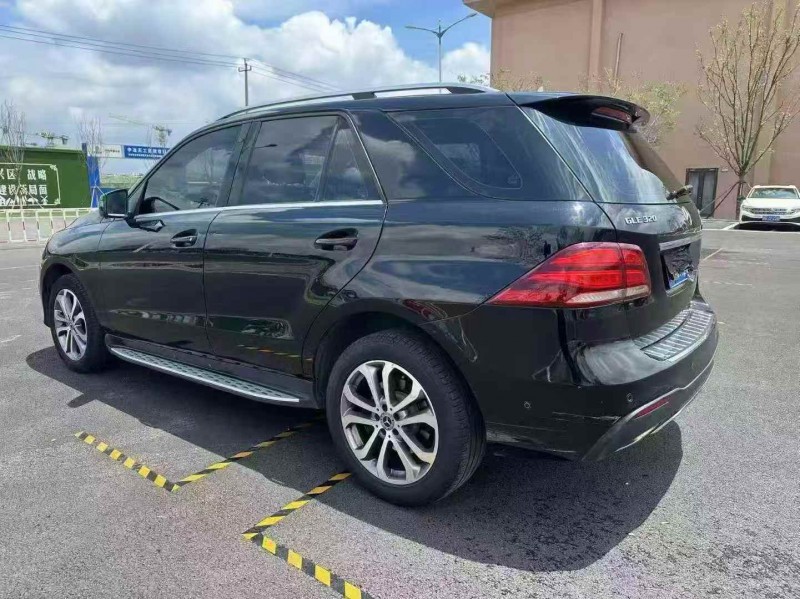 青岛17年奔驰GLE7