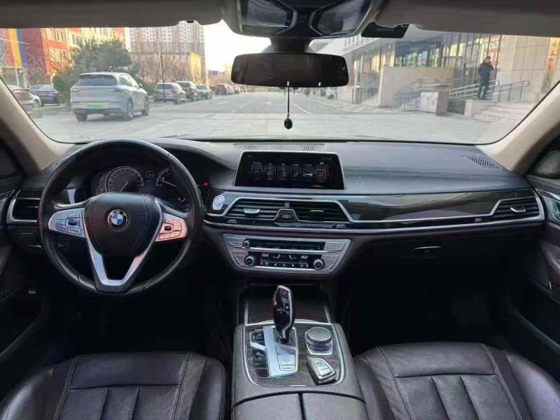 东营18年宝马7系4