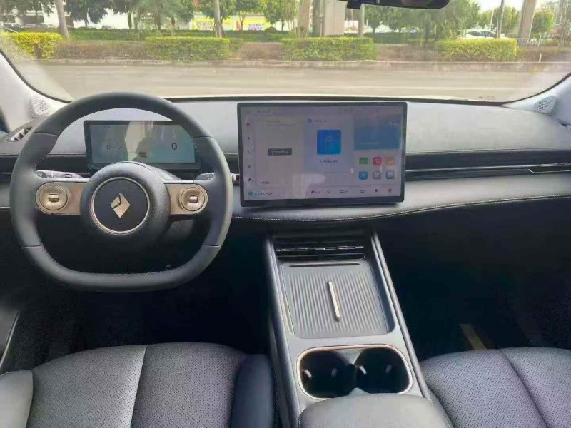 厦门25年宝骏云海4