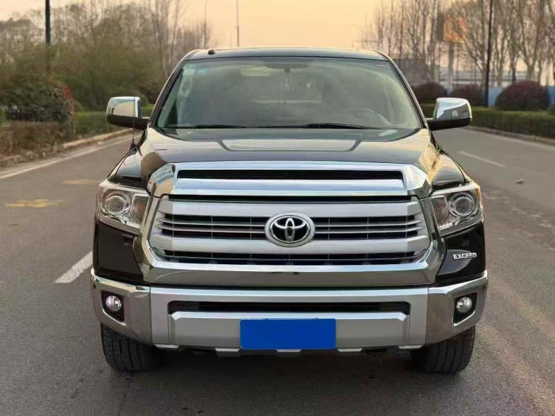 东营15年丰田坦途1