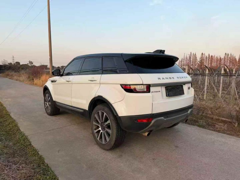 绍兴18年路虎极光7