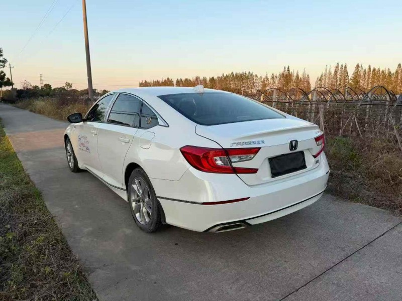 嘉兴20年本田雅阁8